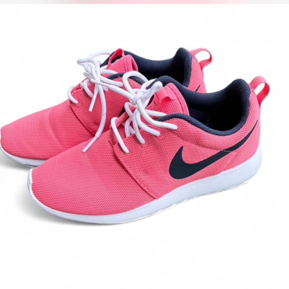 Nike Coral and White Running Shoes